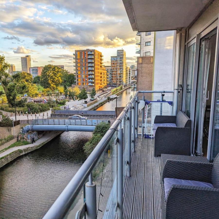 Canal Room Лондон Экстерьер фото