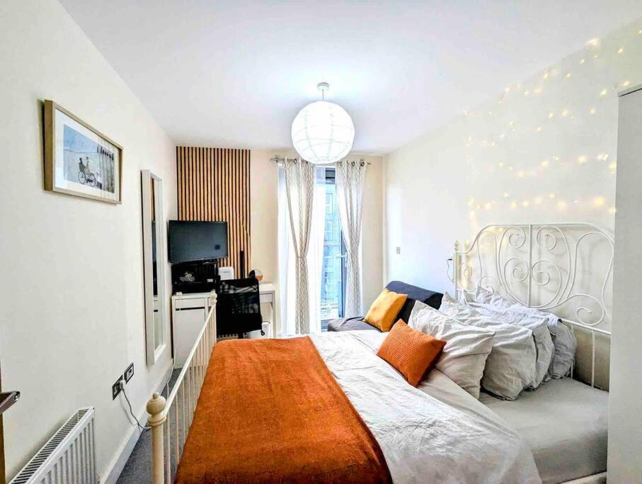 Canal Room Лондон Экстерьер фото